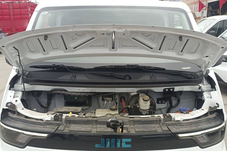Used JMC E Fushun 2025 Model 41.5 kWh Blind Window Version, Short Wheelbase Low Roof, 3.0 tons Engine Bay