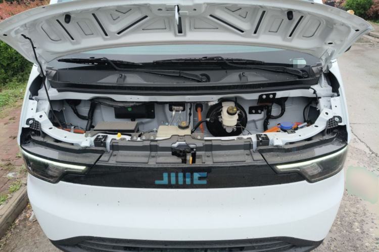 Used JMC E Fushun 2025 Model, Open Window Version, 41.86 kWh, Short Axle, Low-roof Engine Bay