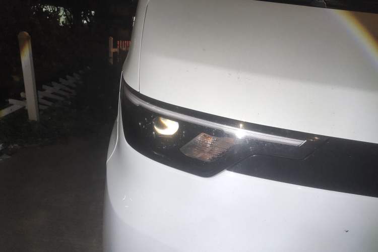 Used JMC E Fushun 2025 Model, Open Window Version, 41.86 kWh, Short Axle, Low-roof Exterior 6