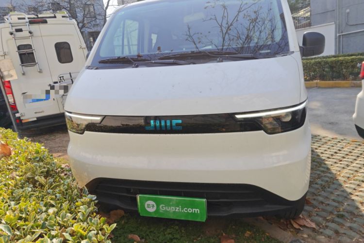 Used JMC E Fushun 2025 Model, Open Window Version, 53.58 kWh, Mid-axle, Low-roof Front