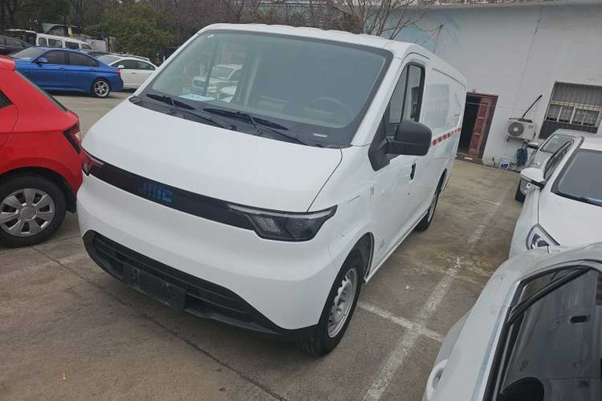 Used JMC E Fushun 2025 Model, Blind Window Version, 41.86 kWh, Short Axle, Low-roof, 3.0 tons Front Left 45 Deg