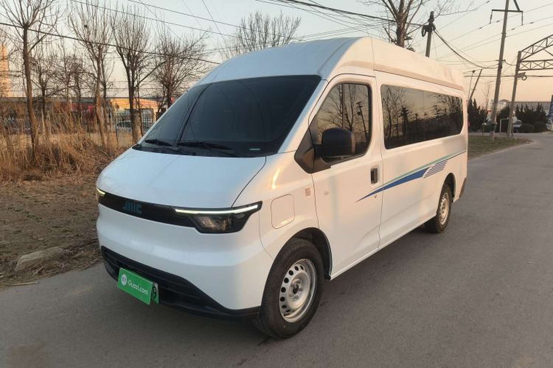 Used JMC E Fushun 2025 Model, Open Window Version, 53.58 kWh, Mid-axle, Mid-roof Front Left 45 Deg