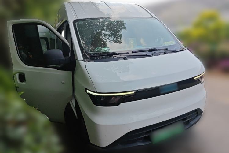 Used JMC E Fushun 2025 Model, Open Window Version, 53.58 kWh, Mid-axle, Mid-roof Front Right 45 Deg