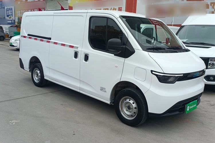 Used JMC E Fushun 2025 Model 41.5 kWh Blind Window Version, Short Wheelbase Low Roof, 3.0 tons Front Right 45 Deg