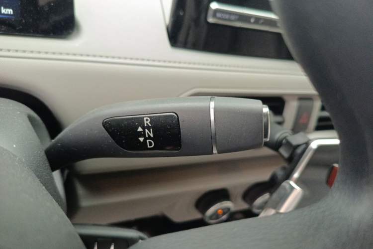 Used JMC E Fushun 2025 Model, Open Window Version, 41.86 kWh, Short Axle, Low-roof Gear Lever