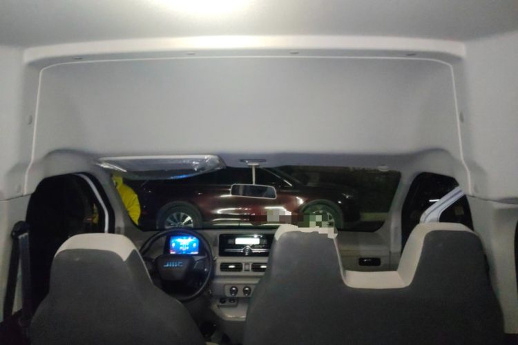 Used JMC E Fushun 2025 Model, Open Window Version, 53.58 kWh, Mid-axle, Mid-roof Headliner