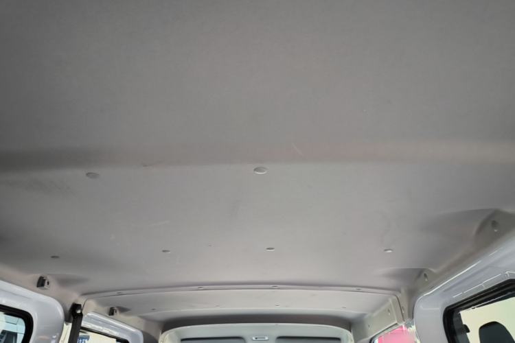 Used JMC E Fushun 2025 Model, Open Window Version, 77 kWh, Mid-axle, Low-roof Headliner