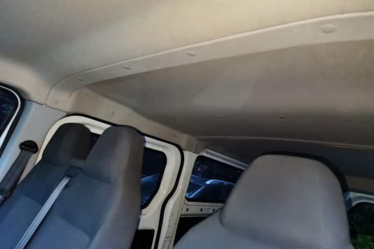 Used JMC E Fushun 2025 Model, Open Window Version, 41.86 kWh, Short Axle, Low-roof Headliner