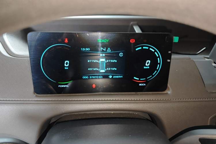 Used JMC E Fushun 2025 Model, Open Window Version, 41.86 kWh, Short Axle, Low-roof Instrument Cluster