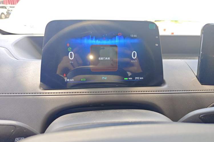 Used JMC E Fushun 2025 Model, Open Window Version, 41.86 kWh, Short Axle, Low-roof Instrument Cluster