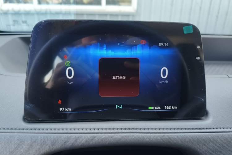 Used JMC E Fushun 2025 Model, Open Window Version, 41.86 kWh, Short Axle, Low-roof Instrument Cluster