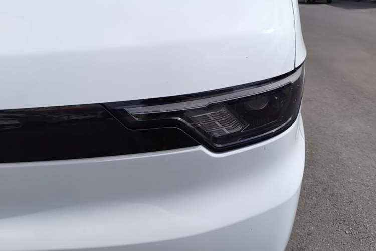 Used JMC E Fushun 2025 Model, Open Window Version, 41.86 kWh, Short Axle, Low-roof Left Front Headlight