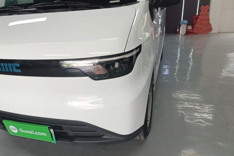 Used JMC E Fushun 2025 Model, Open Window Version, 41.86 kWh, Short Axle, Low-roof Left Front Headlight