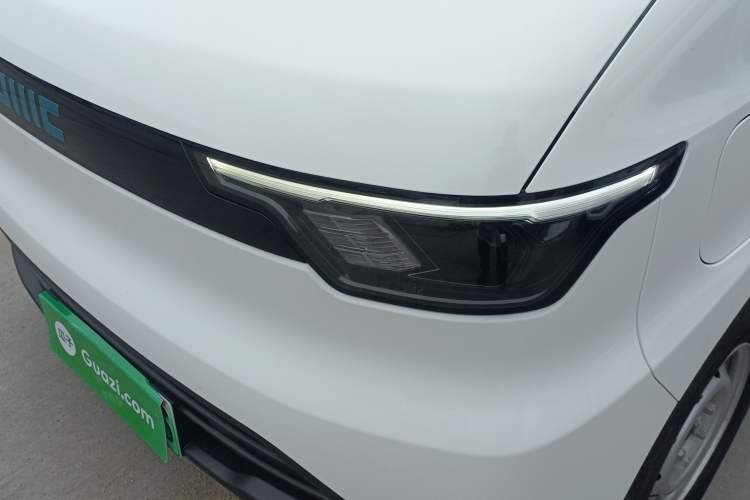 Used JMC E Fushun 2025 Model 41.5 kWh Blind Window Version, Short Wheelbase Low Roof, 3.0 tons Left Front Headlight