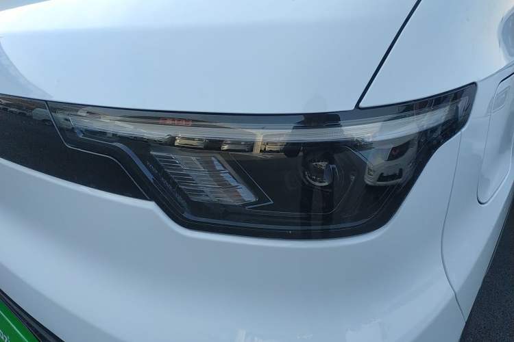Used JMC E Fushun 2025 Model, Open Window Version, 41.86 kWh, Short Axle, Low-roof Left Front Headlight