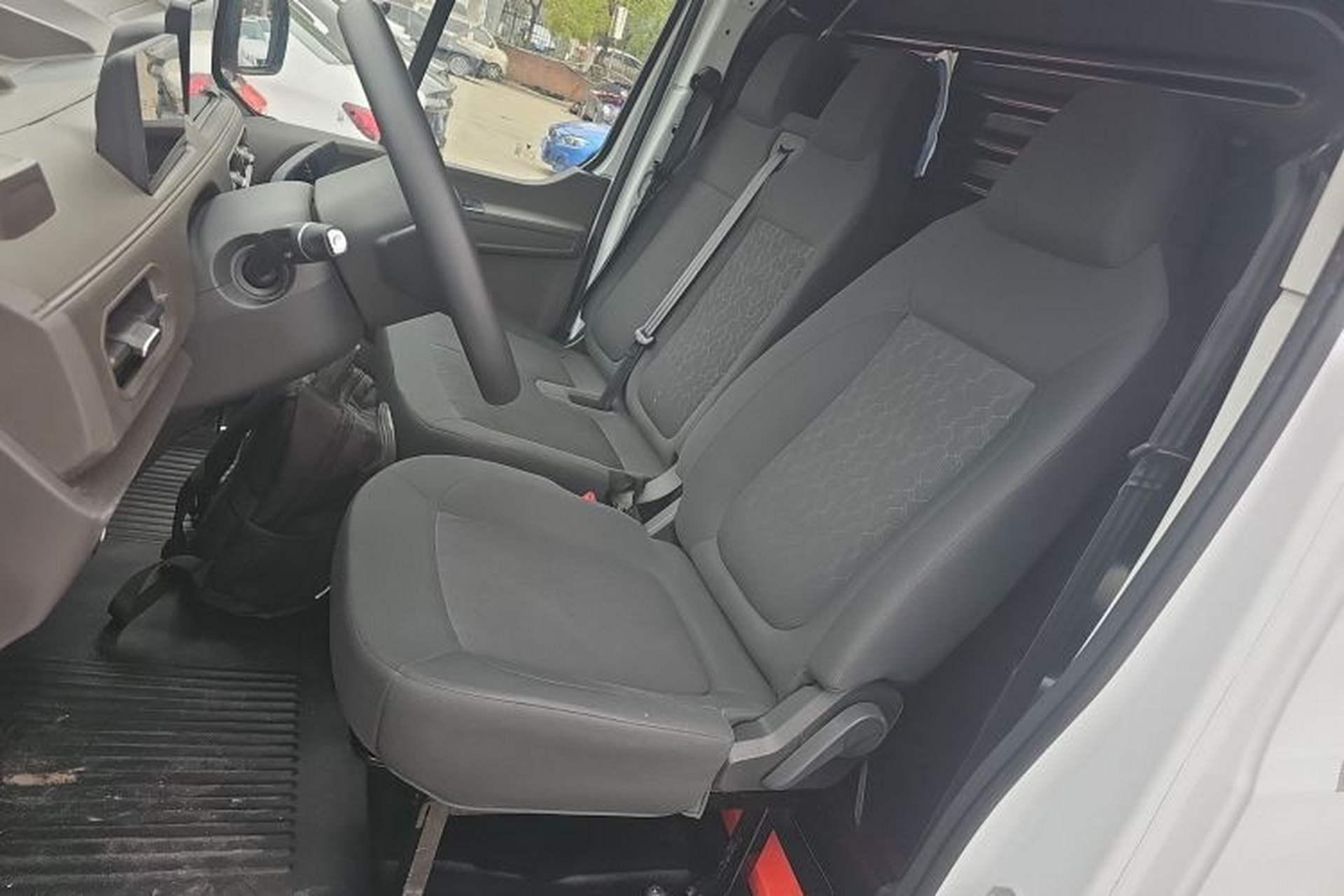 Used JMC E Fushun 2025 Model, Blind Window Version, 41.86 kWh, Short Axle, Low-roof, 3.0 tons Left Front Seat