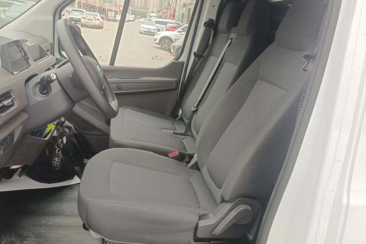 Used JMC E Fushun 2025 Model 41.5 kWh Blind Window Version, Short Wheelbase Low Roof, 3.0 tons Left Front Seat