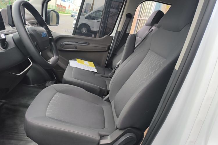 Used JMC E Fushun 2025 Model, Open Window Version, 77 kWh, Mid-axle, Low-roof Left Front Seat
