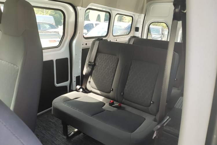 Used JMC E Fushun 2025 Model, Open Window Version, 53.58 kWh, Mid-axle, Mid-roof Left Rear Seat
