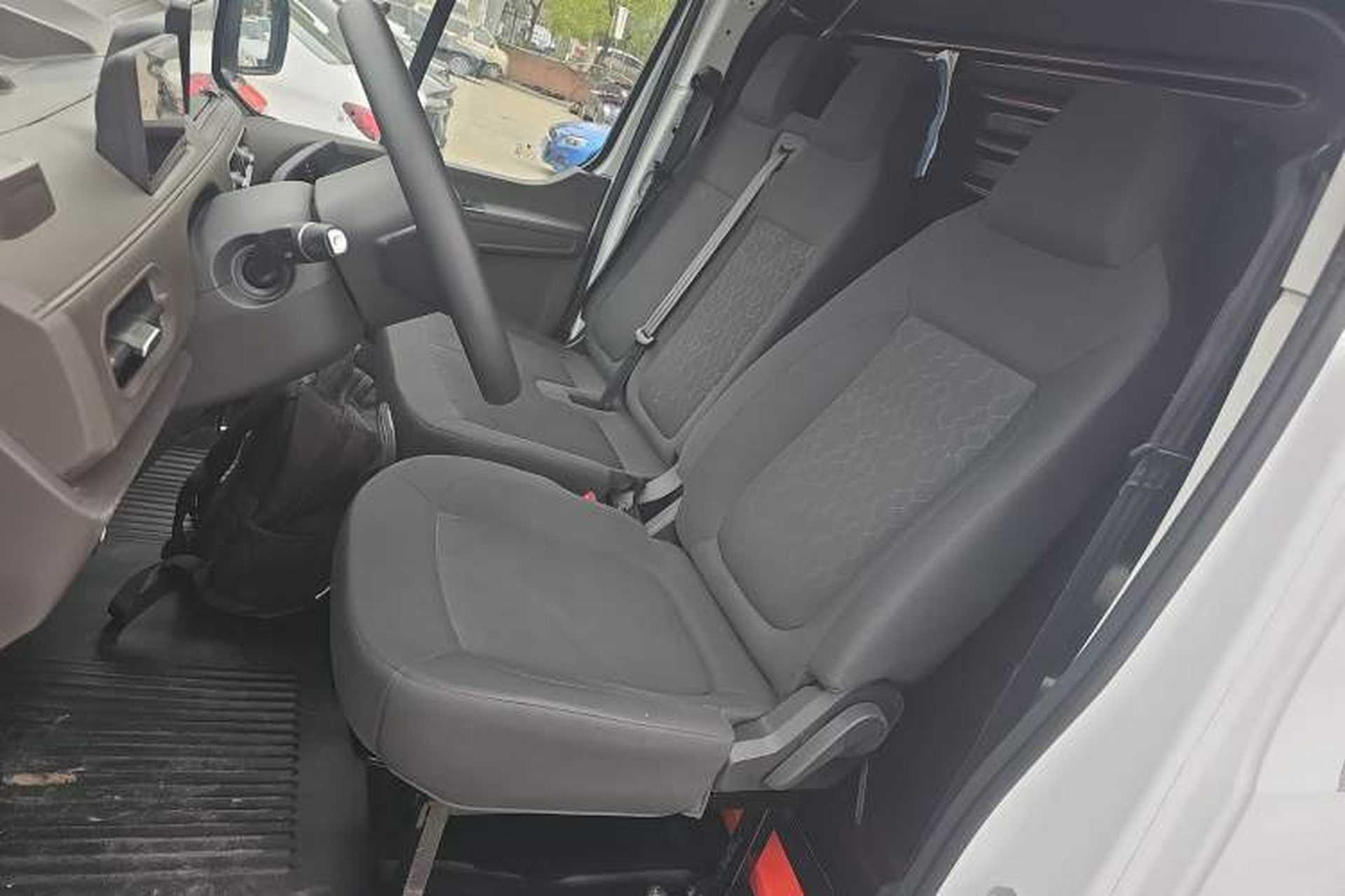Used JMC E Fushun 2025 Model, Blind Window Version, 41.86 kWh, Short Axle, Low-roof, 3.0 tons Left Rear Seat