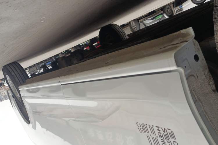 Used JMC E Fushun 2025 Model 41.5 kWh Blind Window Version, Short Wheelbase Low Roof, 3.0 tons Left Side Sill