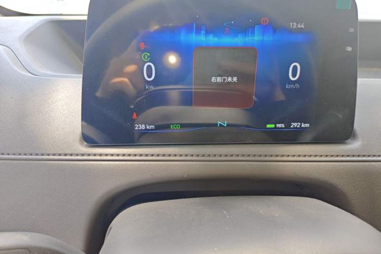 Used JMC E Fushun 2025 Model, Open Window Version, 41.86 kWh, Short Axle, Low-roof Odometer Close Up