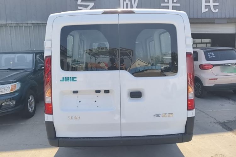 Used JMC E Fushun 2025 Model, Open Window Version, 41.86 kWh, Short Axle, Low-roof Rear