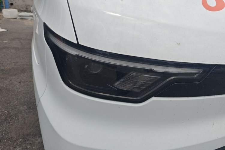 Used JMC E Fushun 2025 Model, Open Window Version, 41.86 kWh, Short Axle, Low-roof Right Front Headlight