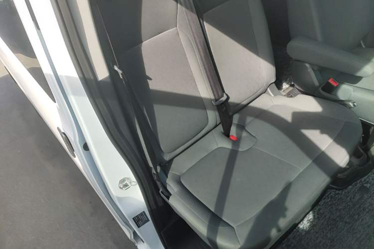 Used JMC E Fushun 2025 Model, Open Window Version, 53.58 kWh, Mid-axle, Mid-roof Right Front Seat