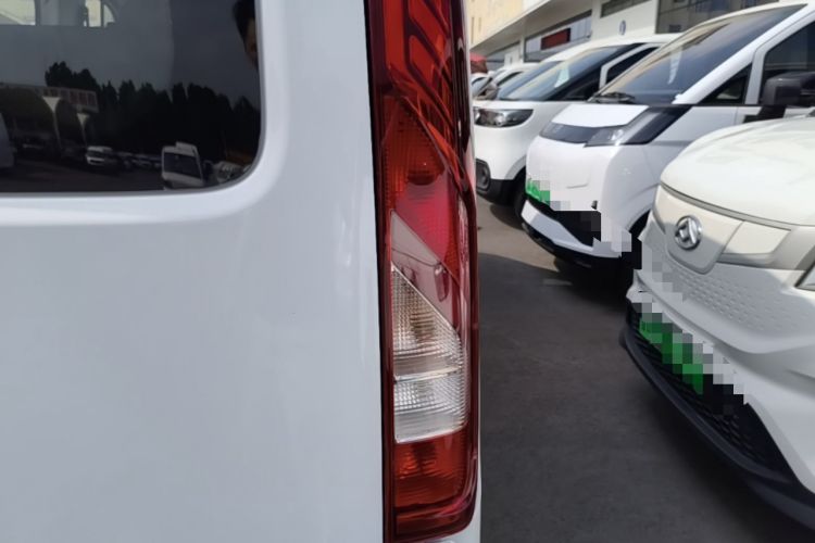 Used JMC E Fushun 2025 Model, Open Window Version, 41.86 kWh, Short Axle, Low-roof Right Rear Taillight