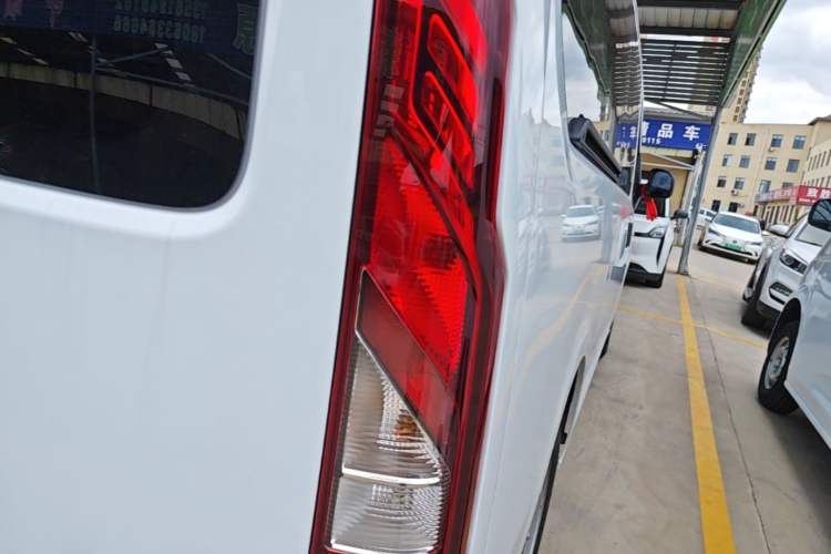 Used JMC E Fushun 2025 Model, Open Window Version, 41.86 kWh, Short Axle, Low-roof Right Rear Taillight