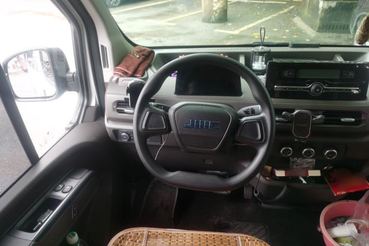Used JMC E Fushun 2025 Model, Open Window Version, 53.58 kWh, Mid-axle, Low-roof Steering Wheel
