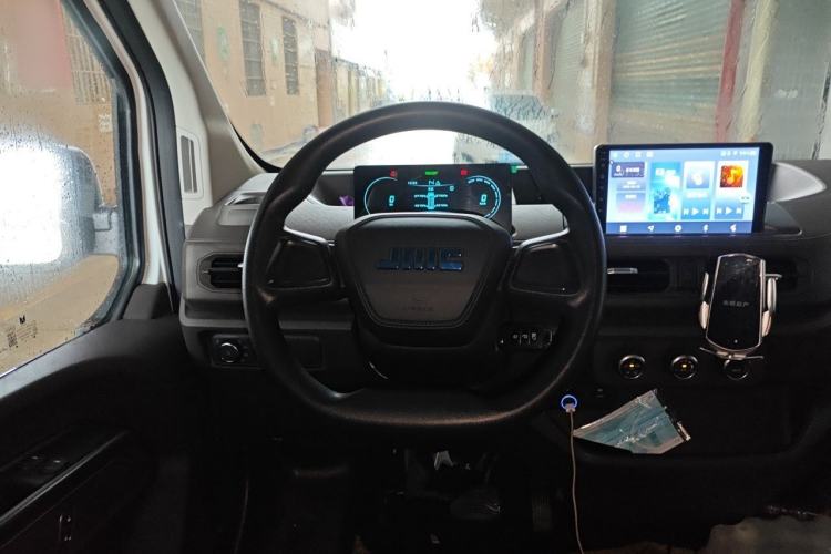 Used JMC E Fushun 2025 Model, Open Window Version, 41.86 kWh, Short Axle, Low-roof Steering Wheel