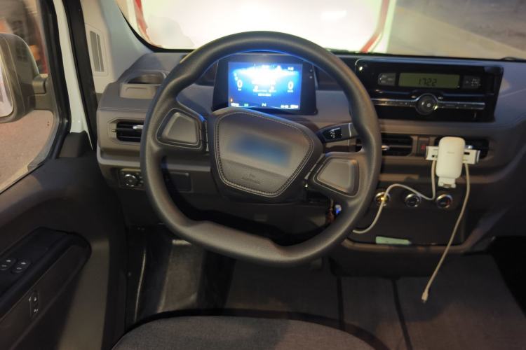 Used JMC E Fushun 2025 Model, Open Window Version, 77 kWh, Mid-axle, Mid-roof Steering Wheel
