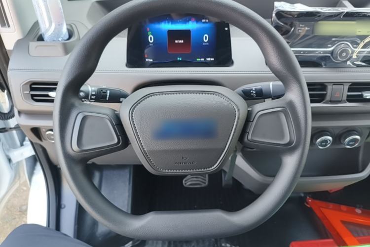 Used JMC E Fushun 2025 Model, Open Window Version, 41.86 kWh, Short Axle, Low-roof Steering Wheel
