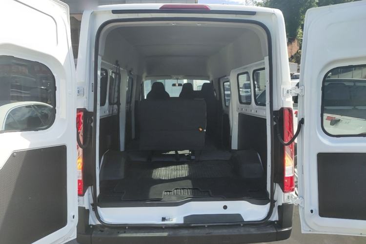 Used JMC E Fushun 2025 Model, Open Window Version, 53.58 kWh, Mid-axle, Mid-roof Trunk