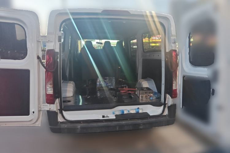 Used JMC E Fushun 2025 Model, Open Window Version, 41.86 kWh, Short Axle, Low-roof Trunk