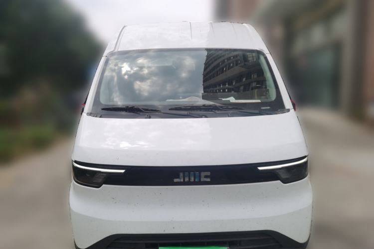 Used JMC E Fushun 2026 Model Mingchuang Edition 53.58kWh 2C Mid-Axle Mid-Roof 7-Seater Front