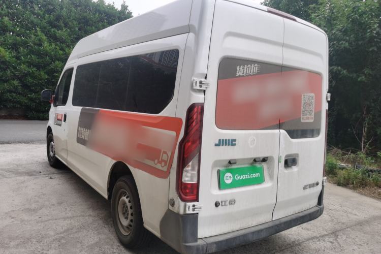 Used JMC E Fushun 2026 Model Mingchuang Edition 53.58kWh 2C Mid-Axle Mid-Roof 7-Seater Rear Left 45 Deg