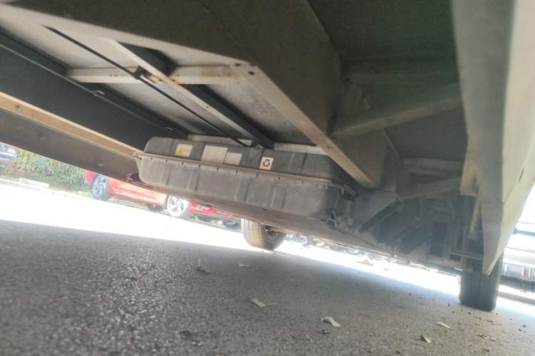 Used JMC E-Roadrunner 2023 E630 Van Base Model 41.86 kWh Chassis Rear Right