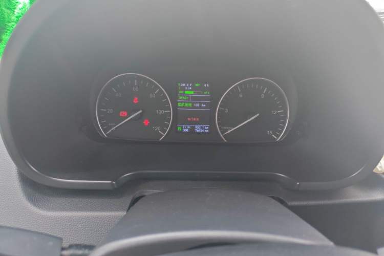 Used JMC E-Roadrunner 2023 E630 Van Base Model 41.86 kWh Instrument Cluster