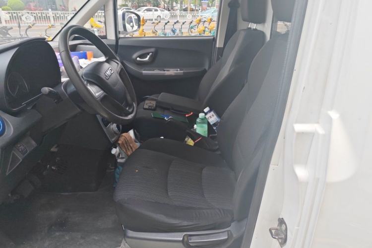 Used JMC E-Roadrunner 2023 E630 Van Base Model 41.86 kWh Left Front Seat