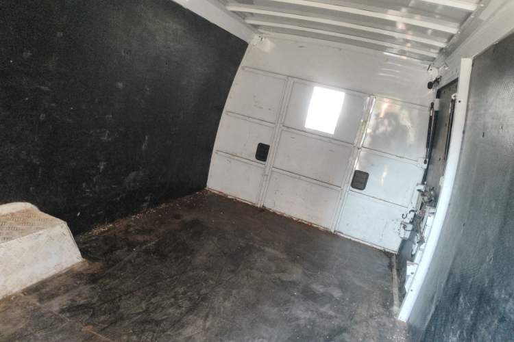Used JMC E-Roadrunner 2023 E630 Van Base Model 41.86 kWh Left Rear Seat