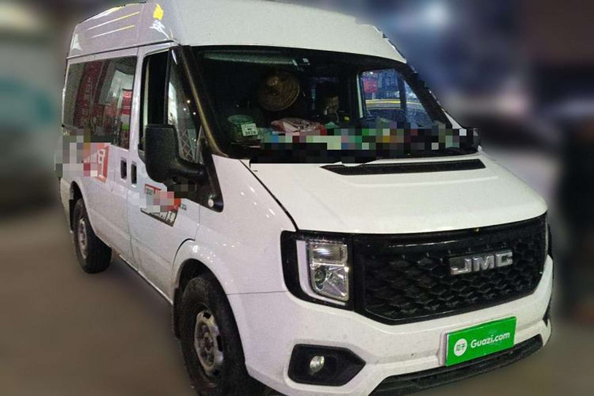 Used JMC Fushun 2023 2.0T Manual Short-Wheelbase Mid-Top Commercial Multi-Purpose 6-Seater Passenger Vehicle Front Right 45 Deg
