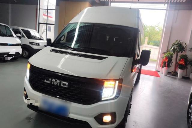 Used JMC Fushun 2023 2.0T Manual Diesel Long-Wheelbase High-Roof Business Van with Dual Rear Tires 6–9 Seats