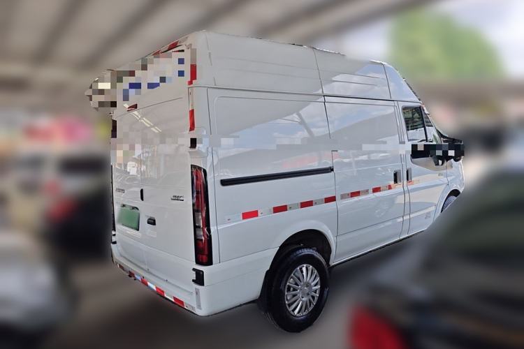 Used JMC Fushun 2022 2.0T Manual Van Short Wheelbase Mid-Height Roof 3-Seater Rear Right 45 Deg