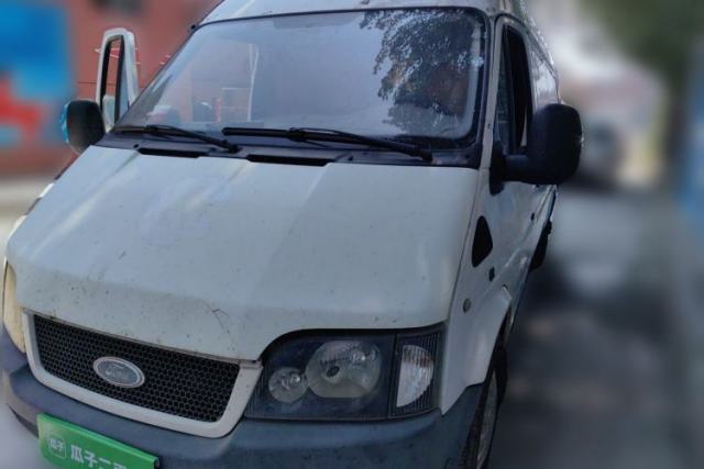 Używany JMC Fushun JMC Transit, registered in 2016, manual transmission, 2.4-liter gasoline engine, 3-seater (van body).