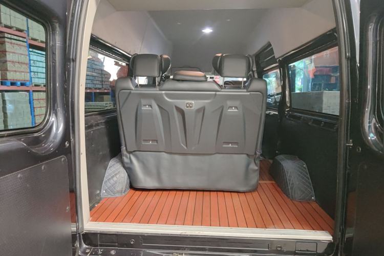 Used JMC Fushun 2022 2.0T Manual Multi-Function Passenger Vehicle Mid-Range High Roof 6-7 Seats Trunk