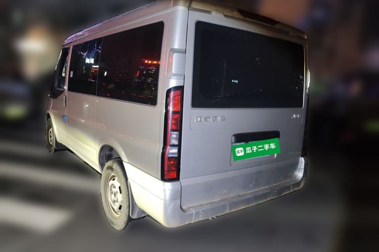 Used JMC Fushun 2022 2.0T Manual Multi-Function Passenger Vehicle Short Wheelbase Low Roof 6-Seater Exterior 3