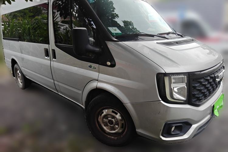 Used JMC Fushun 2022 2.0T Manual Multi-Function Passenger Vehicle Mid-Range High Roof 6-7 Seats Front Right 45 Deg